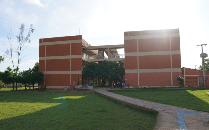ENTRADA BLOCO DE AULA